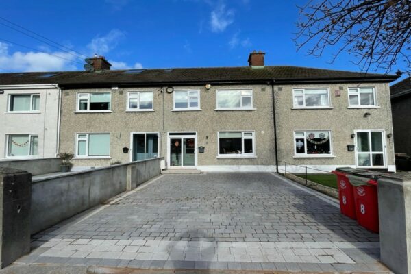 Driveway With Black And Silver Granite Paving In Raheny, Dublin (3)